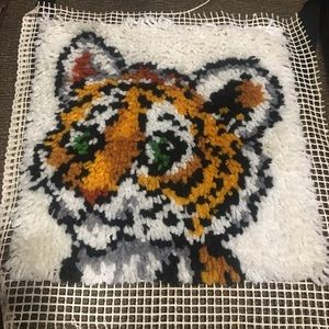 Tiger Cub latch hook